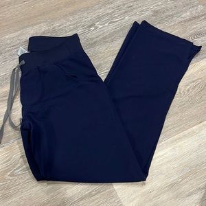 Figs Kade Cargo scrub pants